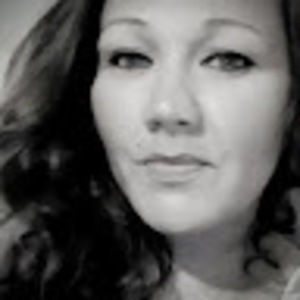 Meet your Posher, Lois